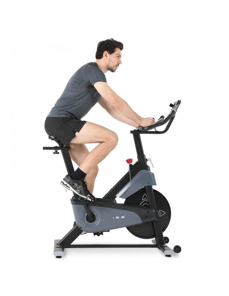 ISE FIT. VÉLO INDOOR. SY-7601. VOLANT D'INERTIE DE 10KG. / TRANSMISSION PAR COURROIE. PULSOMÈTRE.